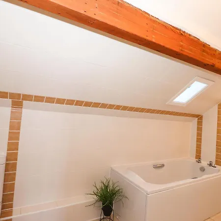 Holiday home Spindle Coppice *